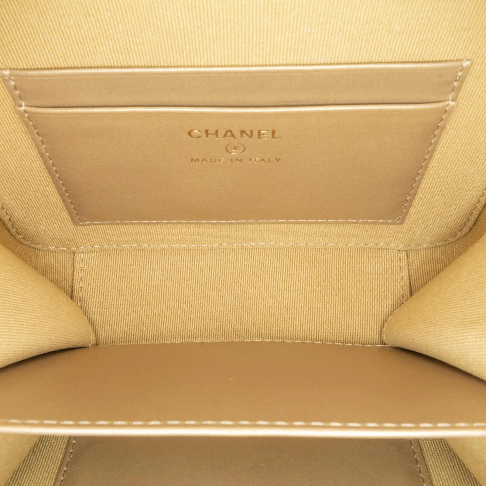 Chanel Cc Quilted Lambskin Pearl