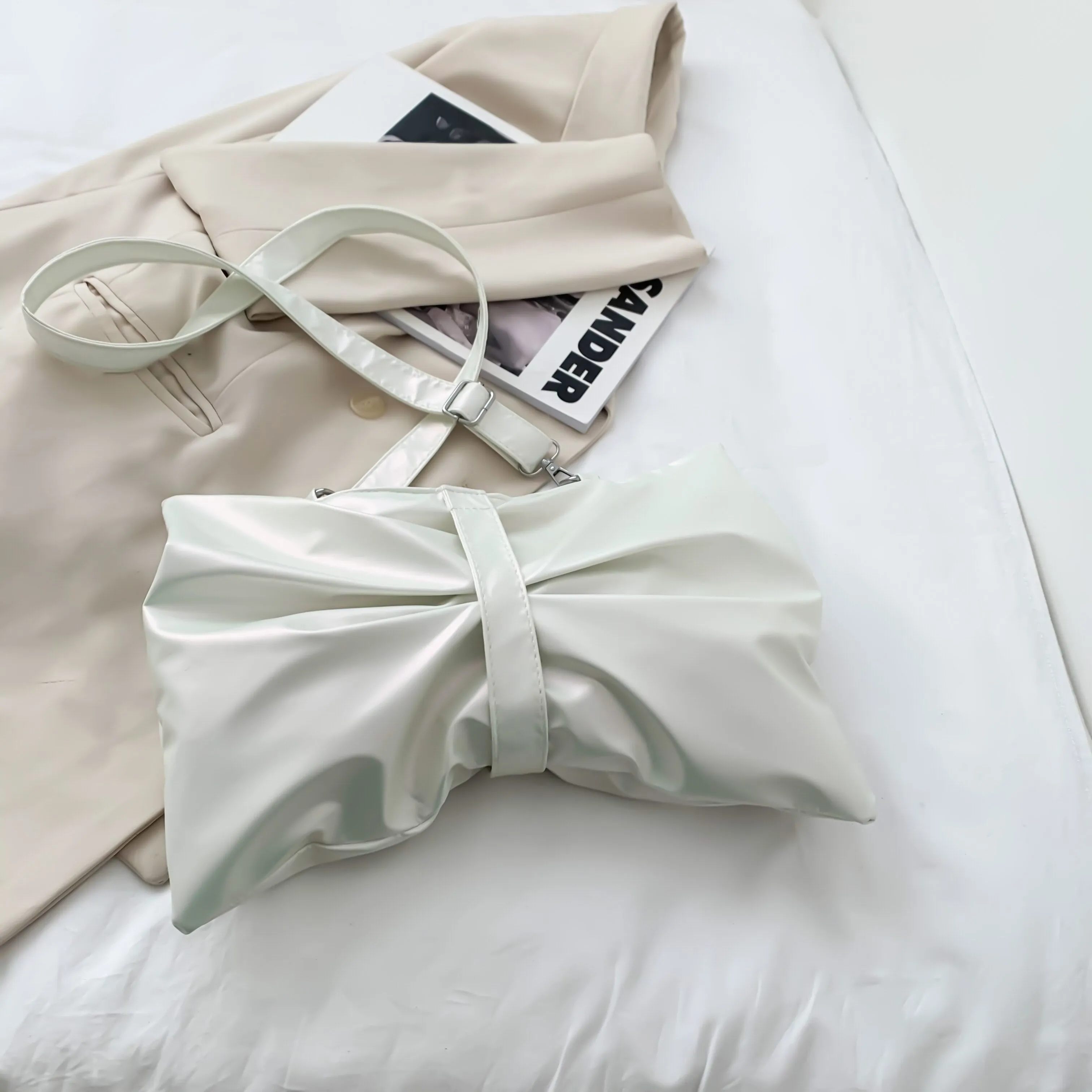 Christmas Gift Big Bow Crossbody Bags for Women 2021 New Solid Color Shoulder Bags Elegant Chic Messenger Bag Female Leather White Handbags Sac